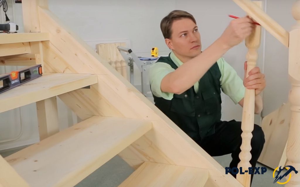 <p>Лестницы на заказ</p>